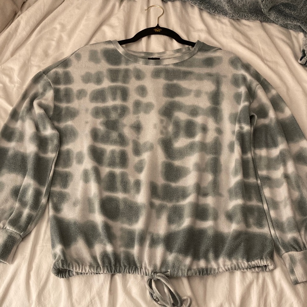Lee sweatshirt with front tie